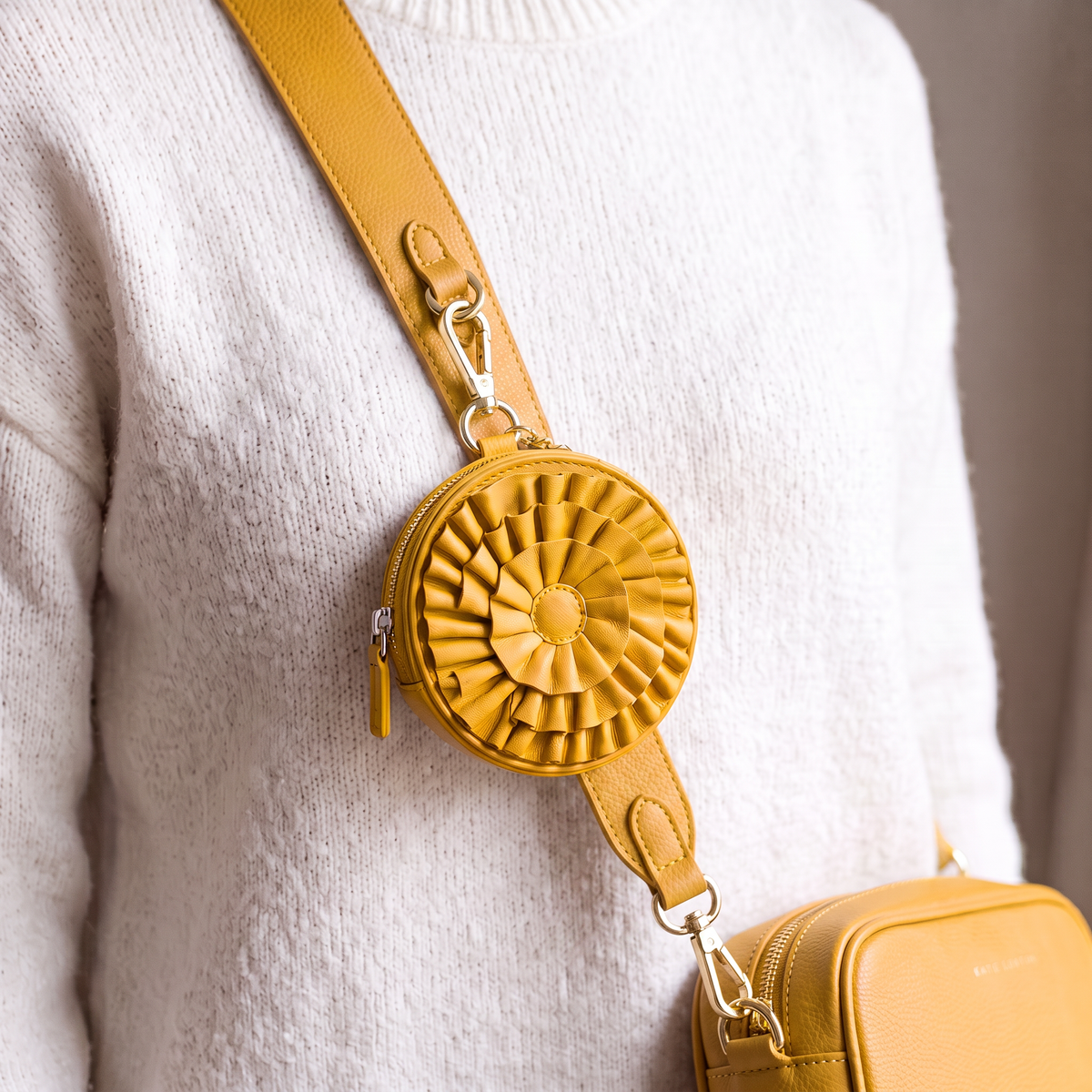 #colour_mustard